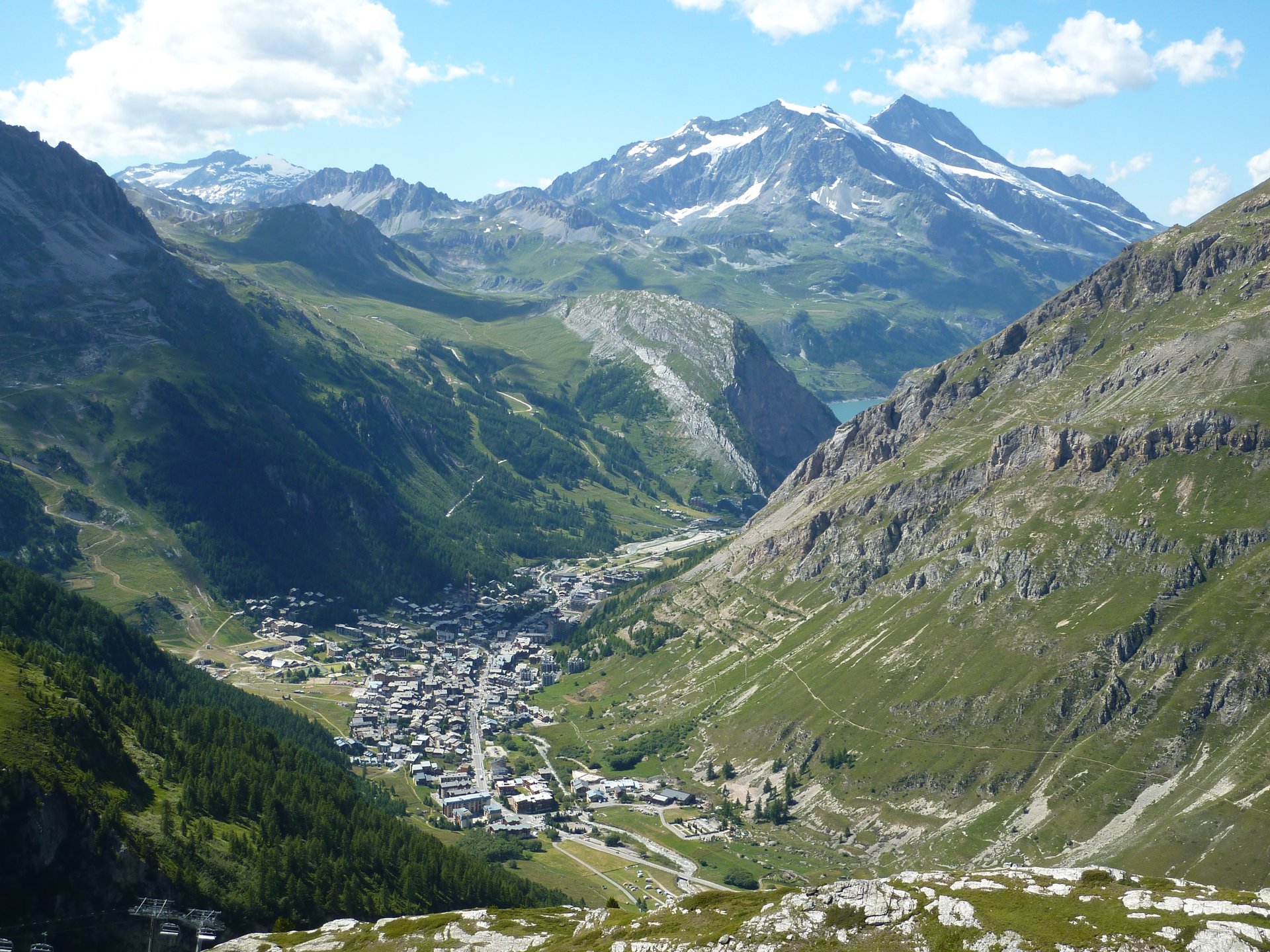 Val d'Isere chalets at dusk