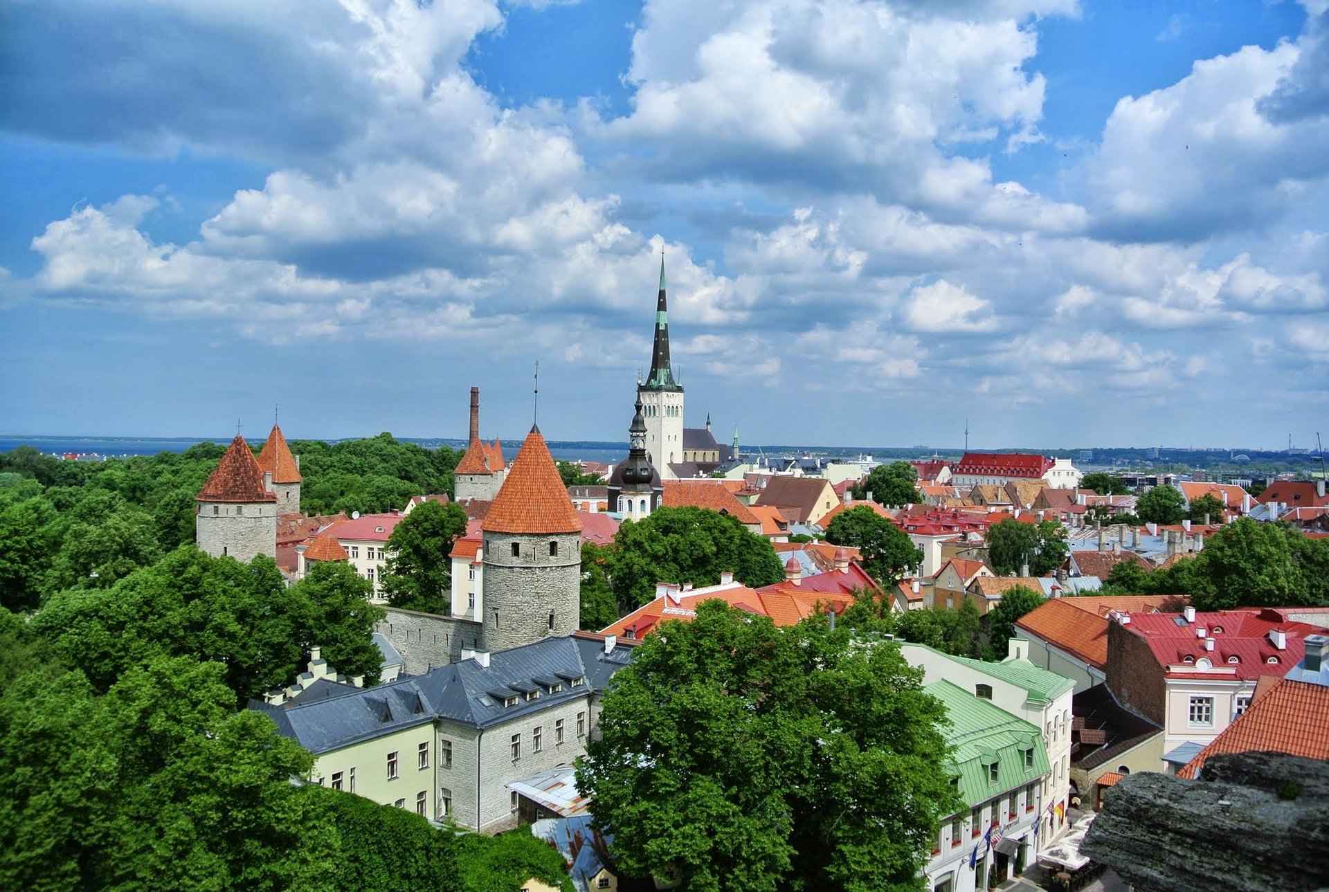 Tallinn medieval street